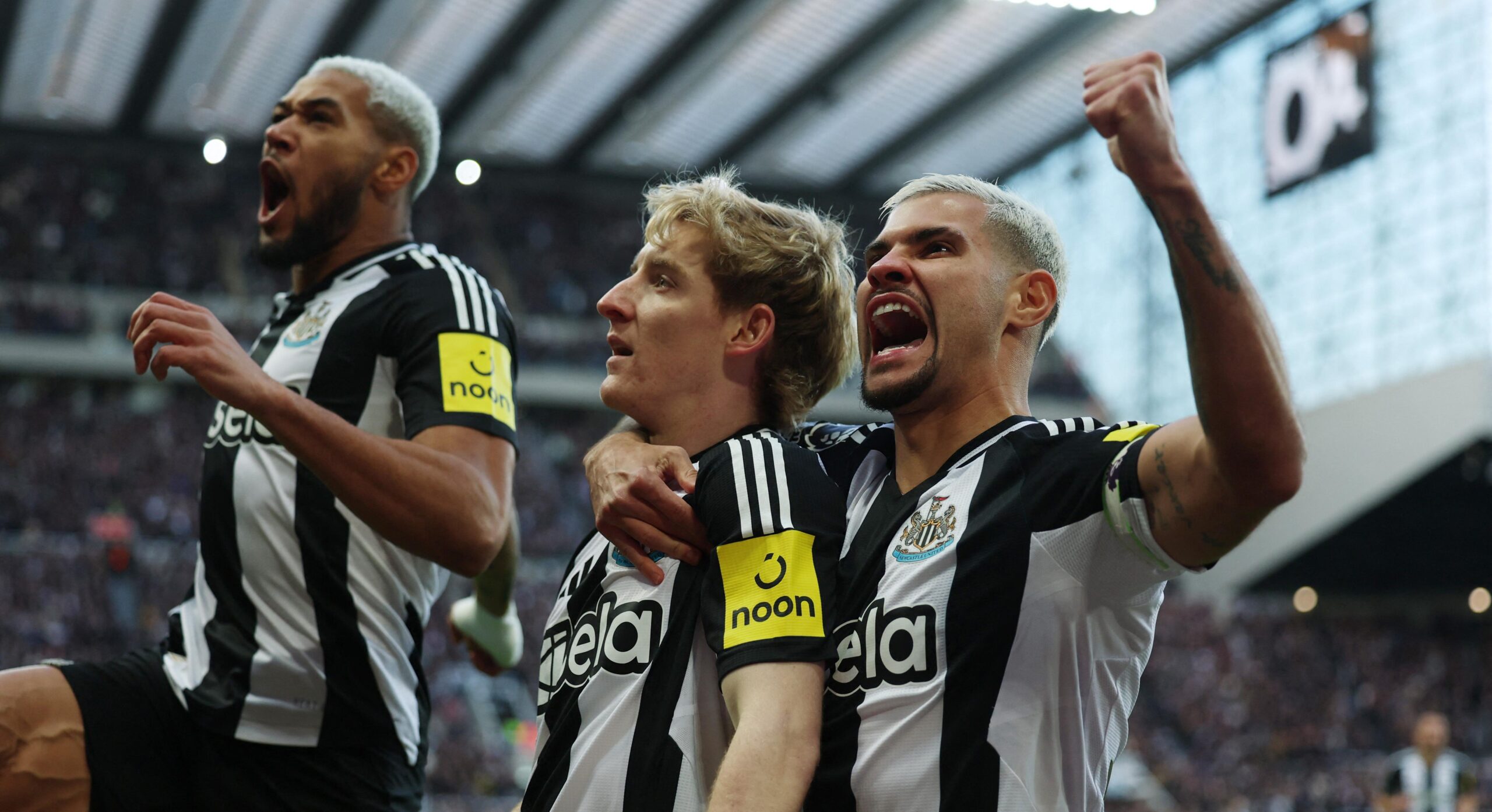 Newcastle Stuns Liverpool to End 56-Year Trophy Drought with League Cup Triumph
