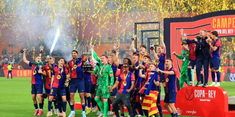 Barcelona Edge Real Madrid in Thrilling Copa del Rey Final