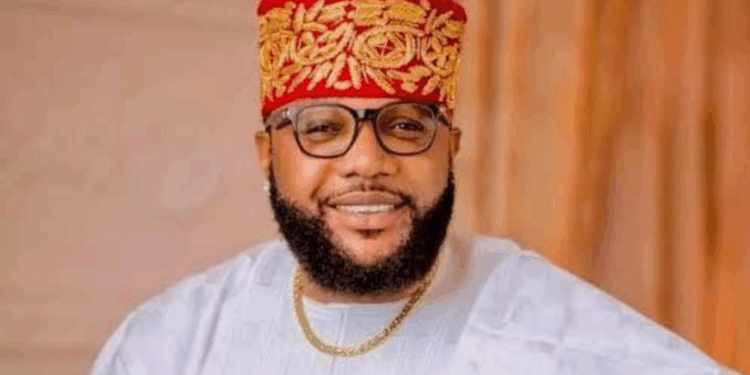 EFCC Arrests E-Money for Alleged Naira Abuse, Dollar Spraying