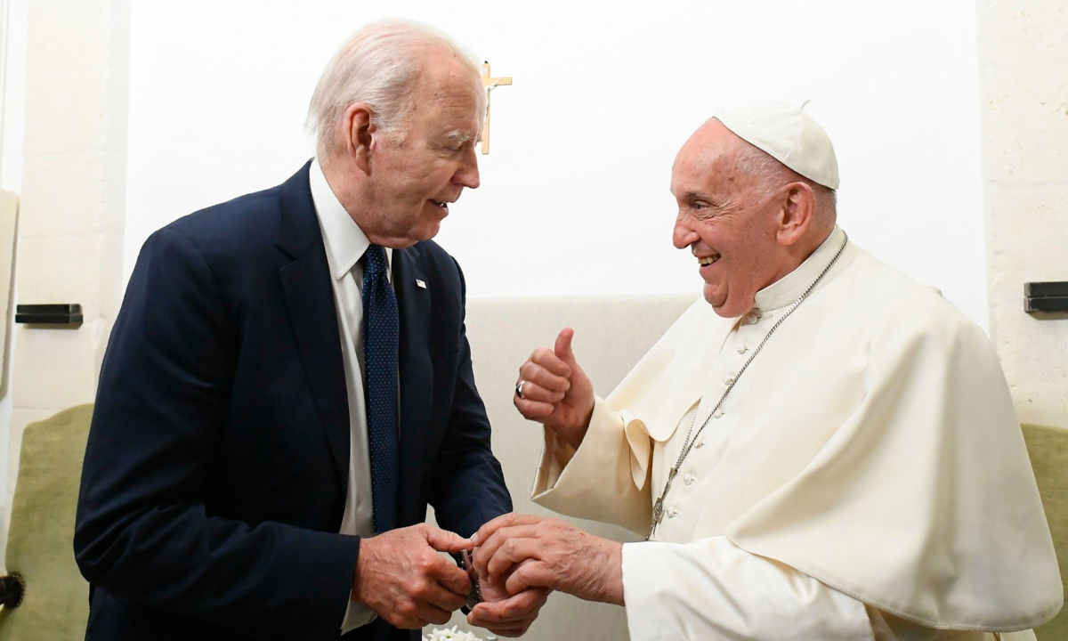 Joe and Jill Biden to Attend Pope Francis' Funeral