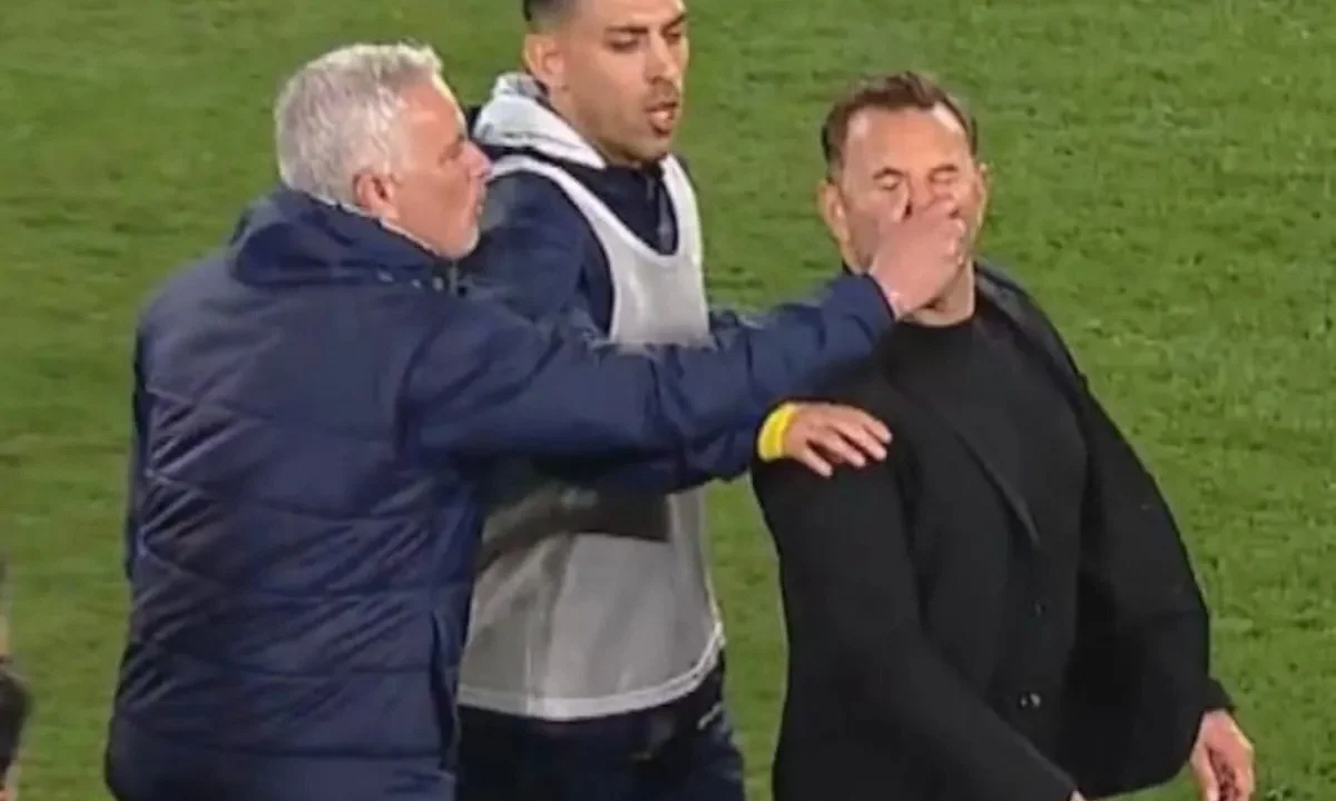 Fenerbahce manager Jose Mourinho