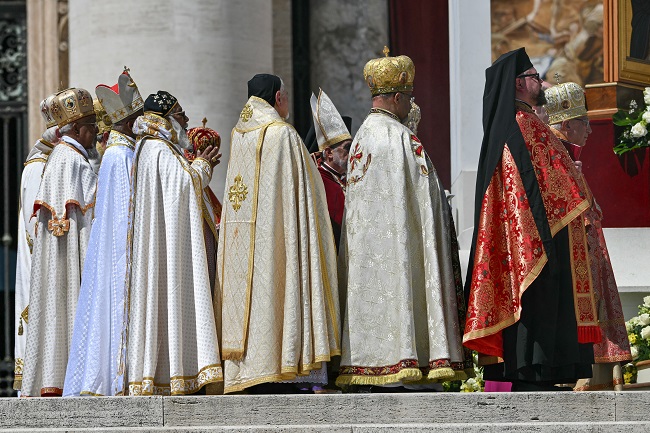 mass VaticanReligionPopeFuneral 7