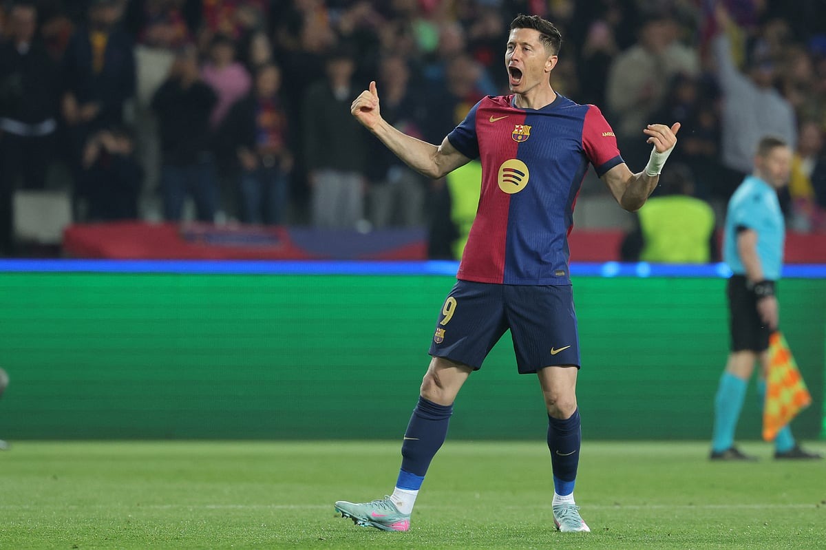 Lewandowski Double Powers Barcelona to 4-0 Rout Over Dortmund