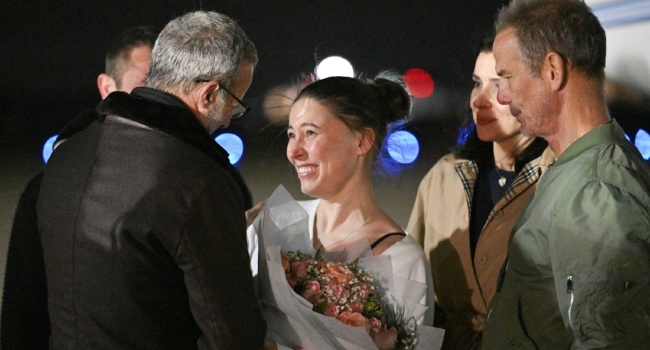 us russia diplomacy prisoner