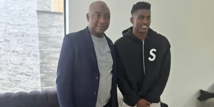Photo of NFF President and Taiwo Awoniyi in Nottingham