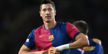 Lewandowski Set to Begin on the Bench for Champions League Showdown