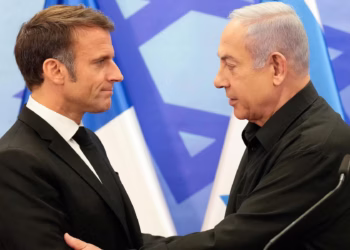 Photo of Emmanuel Macron and Benjamin Netanyahu