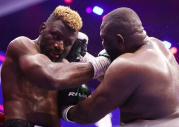 Ajagba, Bakole Fight to a Stalemate in Thrilling Heavyweight Clash Ajagba, Bakole Fight to a Stalemate in Thrilling Heavyweight Clash