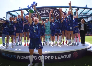 Chelsea Seal Unbeaten WSL Season with Dramatic Late Winner