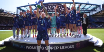 Chelsea Seal Unbeaten WSL Season with Dramatic Late Winner