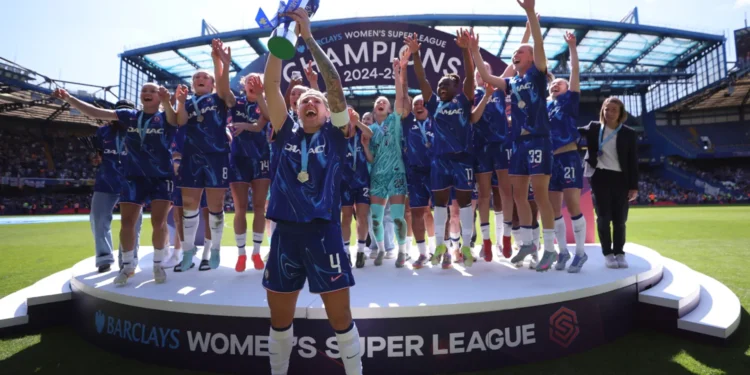 Chelsea Seal Unbeaten WSL Season with Dramatic Late Winner
