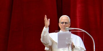 Pope Leo XIV Celebrates First Christmas Mass, Calls for Faith, Charity, Hope Pope Leo XIV Urges Global Peace in First Major Public Address