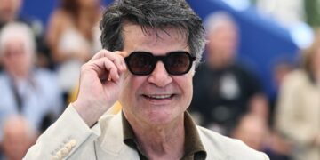 Iranian Director Jafar Panahi Wins Palme d’Or, Condemns Oppression in Cannes Speech
