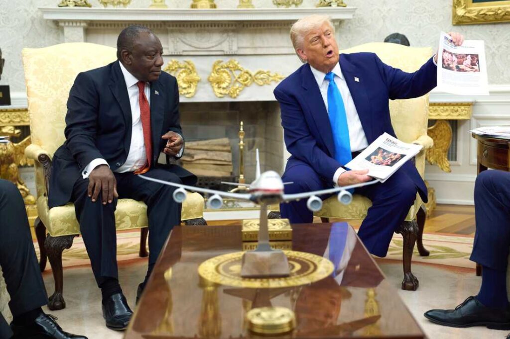 Photo of Trump and Ramaphosa