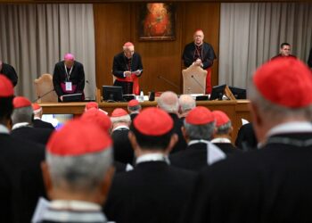 Cardinals Meet Behind Closed Doors Ahead of Papal Election