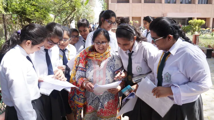 shutterstock 2149399707 1 edited