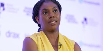 Badenoch Urges Immigration Crackdown, Criticizes Labour for Blocking Reforms Photo of Kemi Badenoch