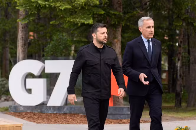 Photo Mark Carney and Zelensky at the G7 summit