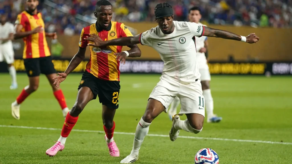 Elias Mokwana and Noni Madueke Esperance vs Chelsea.jpg