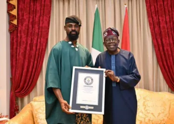 Photo of Tunde Onakoya and President Tinubu