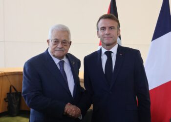 Palestinian President Abbas and Emmanuel Macron