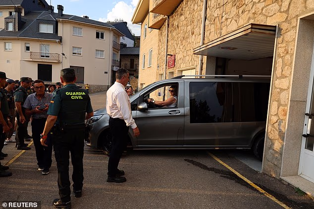 99997485 0 image a 5 1751611071080 1