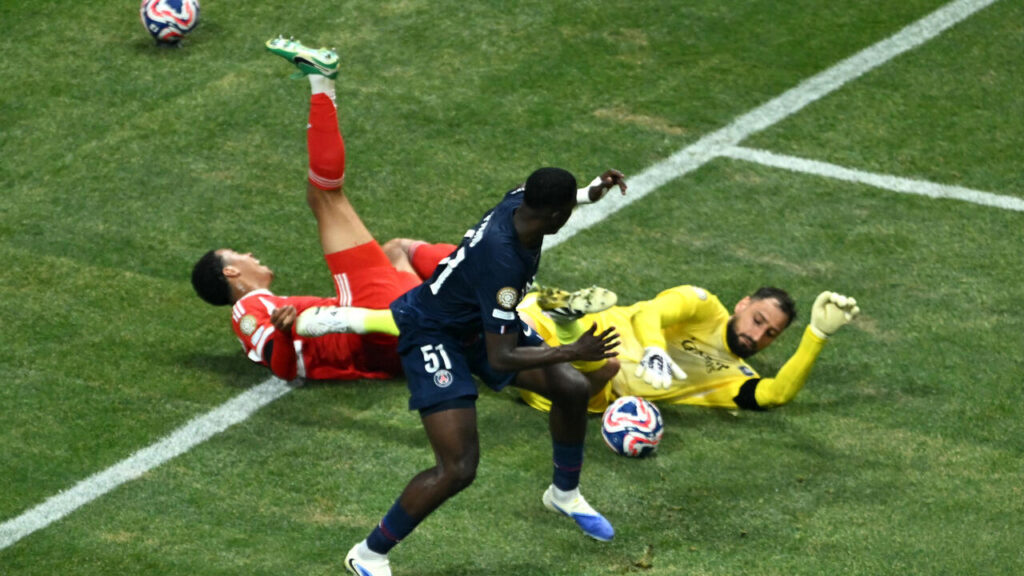 9fd4b3373264dece09f9cb295f76dd92a549089b