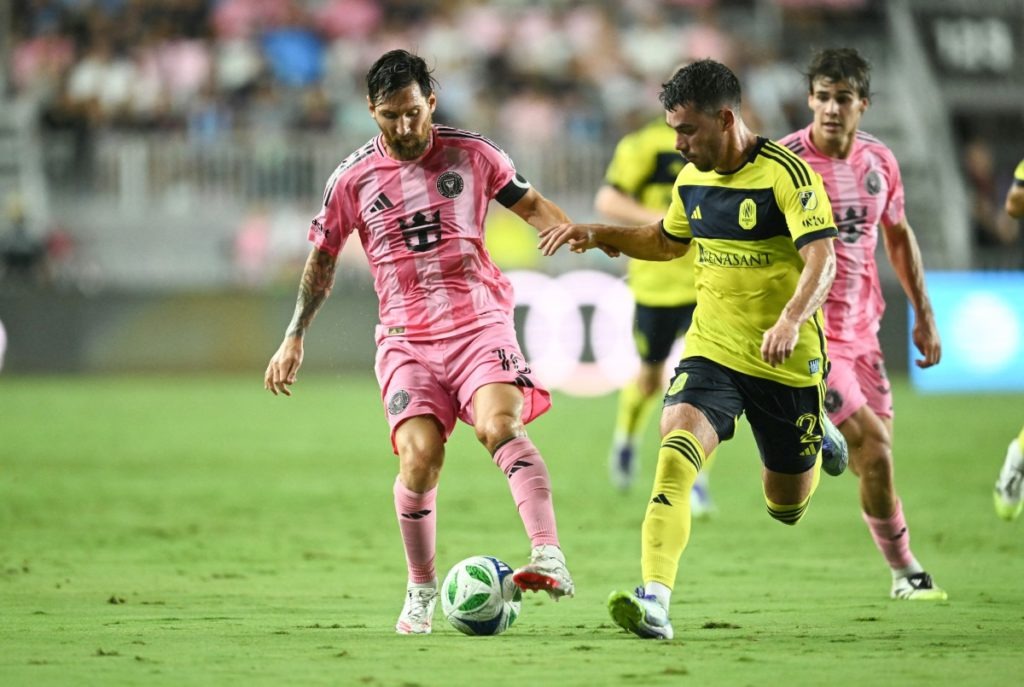 AFP 20250713 66MD76M v1 MidR