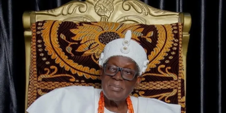 Photo of Late Olubadan Oba Owolabi Olakulehin