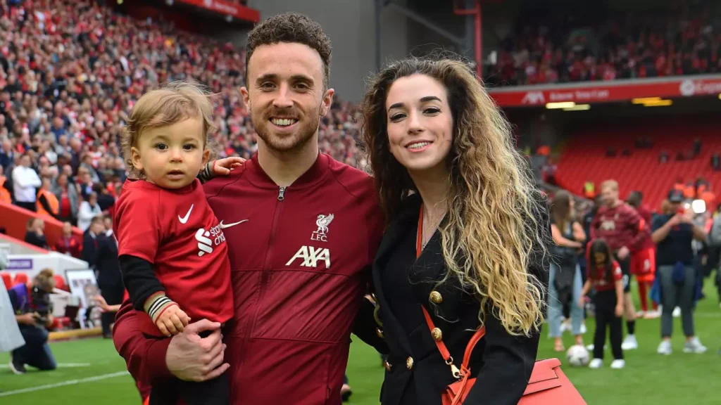 Photo of Diogo Jota and family