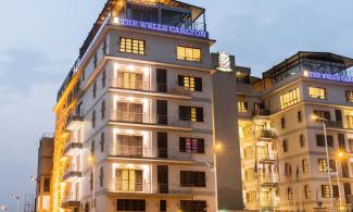 Photo of Wells Carlton Hotel