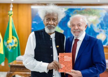 Brazilian President Luiz Inácio Lula da Silva and Nigerian Nobel laureate, Professor Wole Soyinka