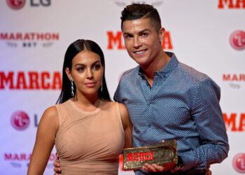 Photo of Cristiano Ronaldo and Georgina Rodriguez