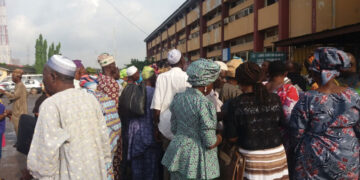 FG Disburses ₦5.12bn in Pension Arrears to Over 90,000 Retirees Photo of Nigerian Pensioners