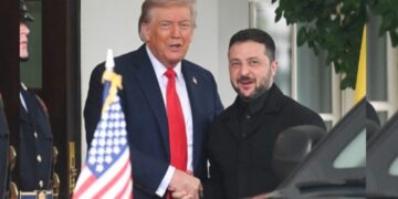 Zelensky Seeks Tomahawk Missiles As Trump Prepares For Putin Summit Trump and Zelensky Meet at White House