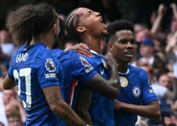 Chelsea players celebrating a goal