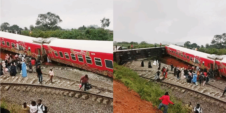 Train travelling from Abuja to Kaduna