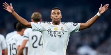Mbappe’s Double Penalties Seal Controversial Real Madrid Win Over Marseille Photo of Kylian Mbappe