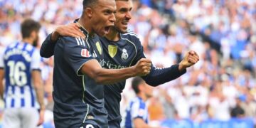 Mbappe Inspires 10-Man Real Madrid to Hard-Fought 2-1 Victory Over Real Sociedad Photo of Mbappe