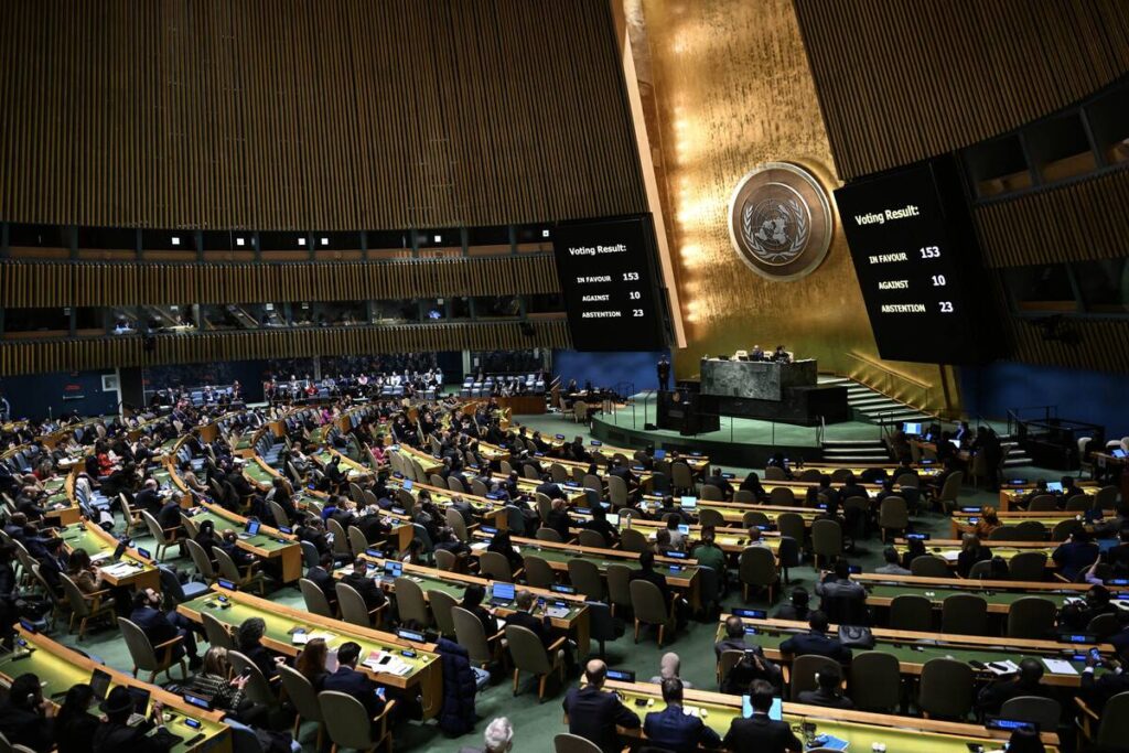 AA 20231212 33169829 33169818 UN GENERAL ASSEMBLY ADOPTS RESOLUTION DEMANDING IMMEDIATE HUMANITARIAN CEASEFIRE IN GAZA
