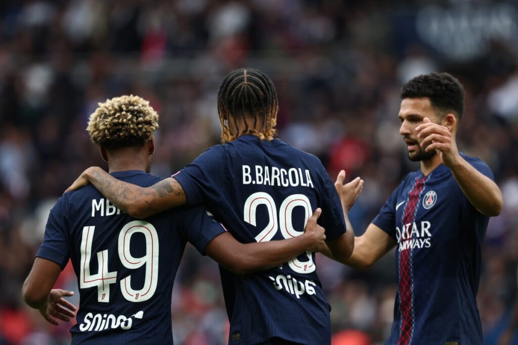 AFP 20250914 74G96X6 v1 MidRes FblFraLigue1PsgLens