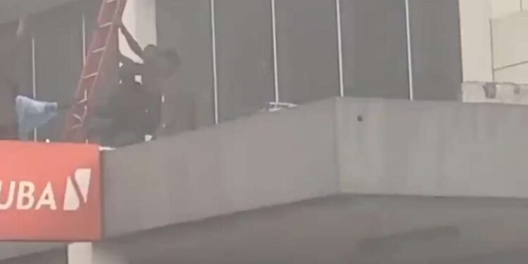 Fire at Afriland Tower in Lagos Island