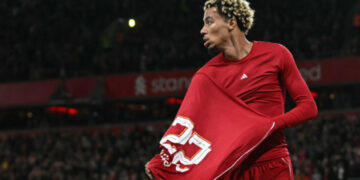 Ekitike Apologises After Red Card for Shirtless Goal Celebration in Liverpool’s Cup Win Photo of Hugo Ekitike