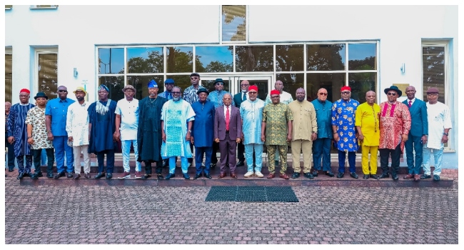 Ibas LG Chair Rivers