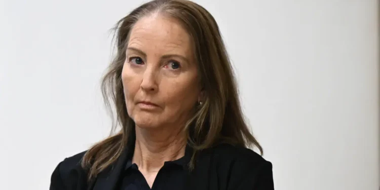 Photo of Bank teller Kathryn Sullivan