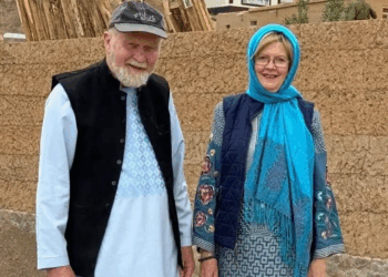 Photo of Peter and Barbie Reynolds