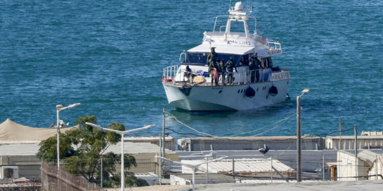 Israel To Deport Gaza Flotilla Activists