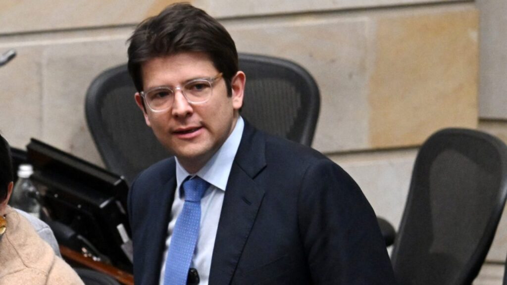 Photo of Miguel Uribe