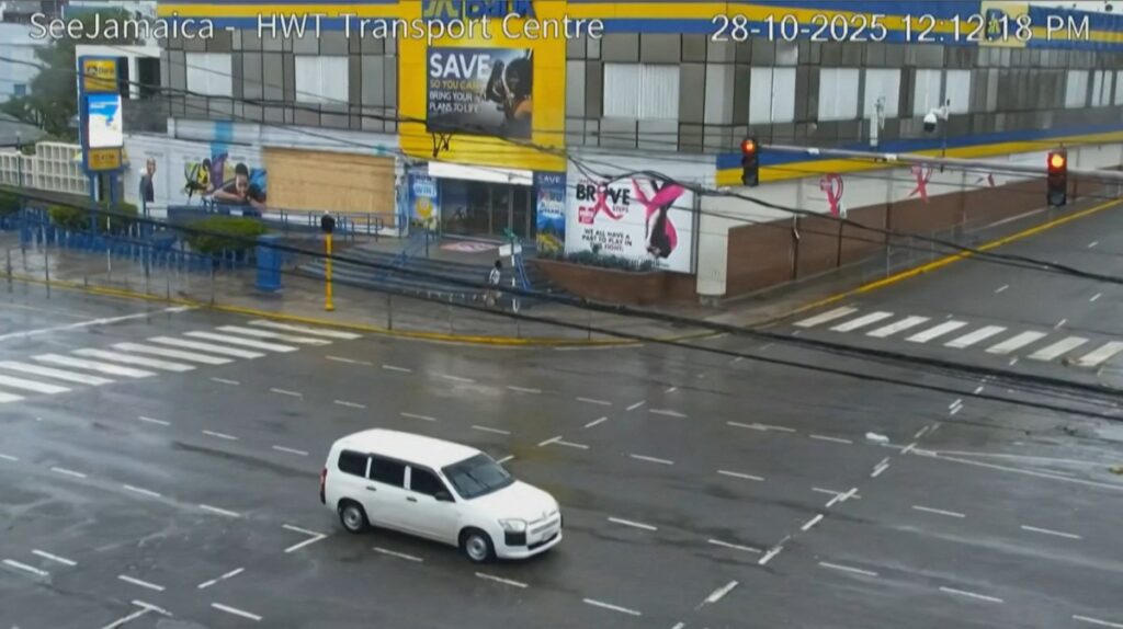 AFP 20251028 82B899E v1 MidRes JamaicaHurricaneClimateMelissa