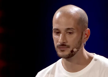 French photojournalist, Antoni Lallican.